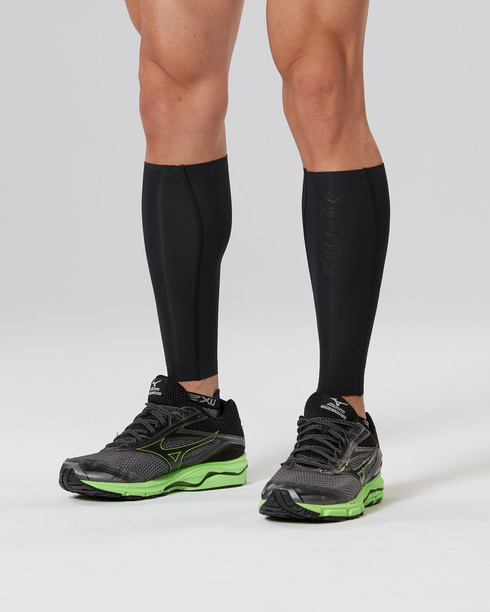 2XU Light Speed Comp Calf Guards (Black/Nero)