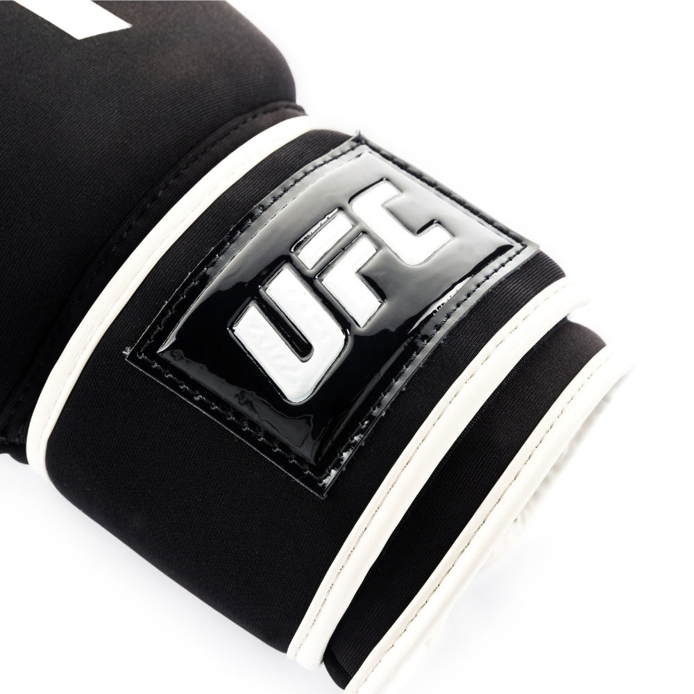 UFC Pro Washable Fitness Glove - view 4