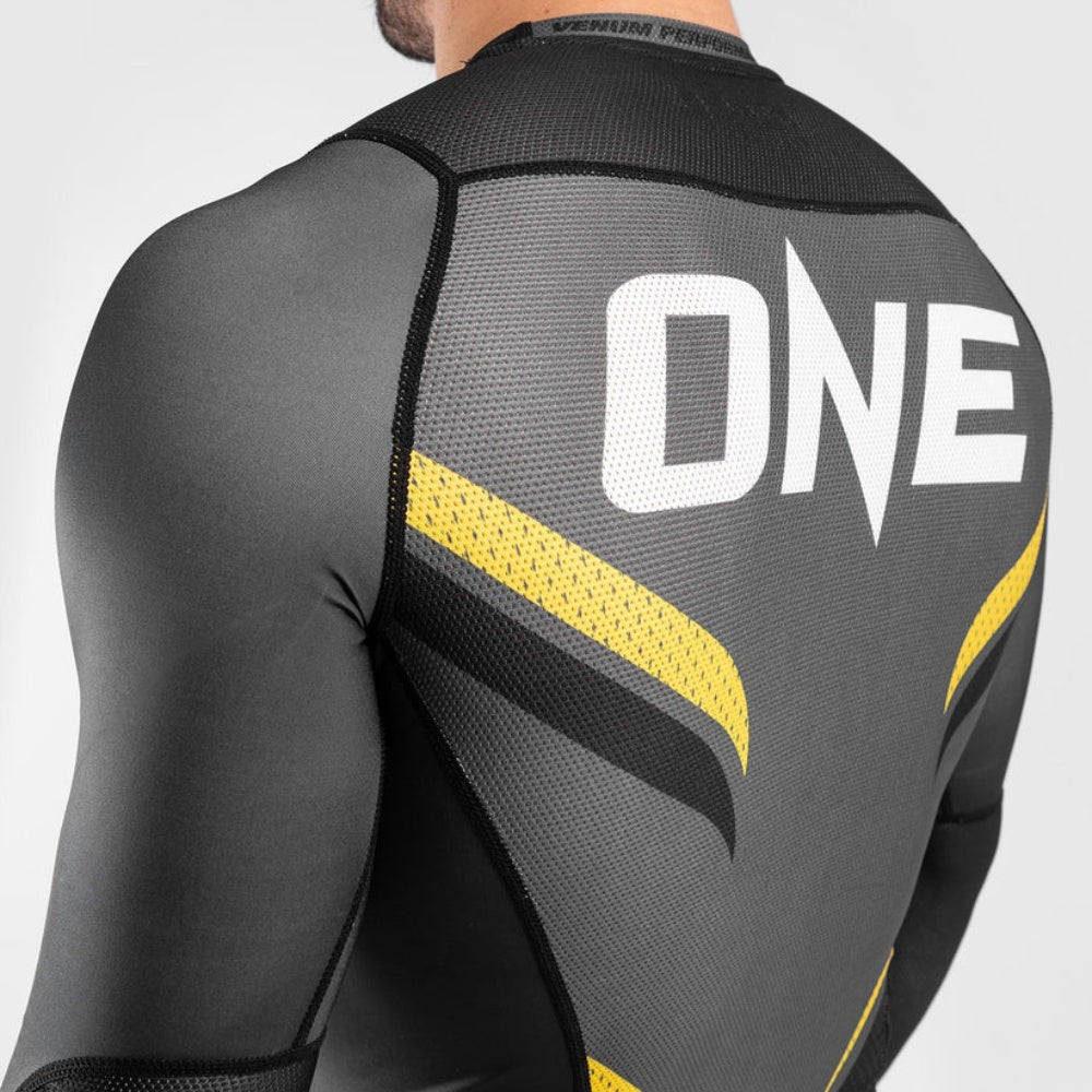Venum One Fc Impact Rashguard - LS - view 4