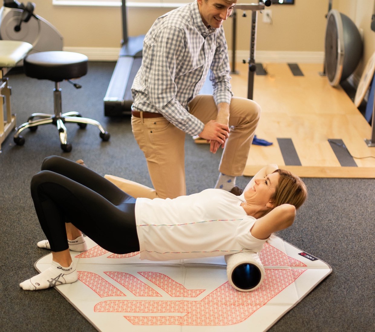 ROLL Recovery R4 Deep Tissue Body Roller (Lava Red)
