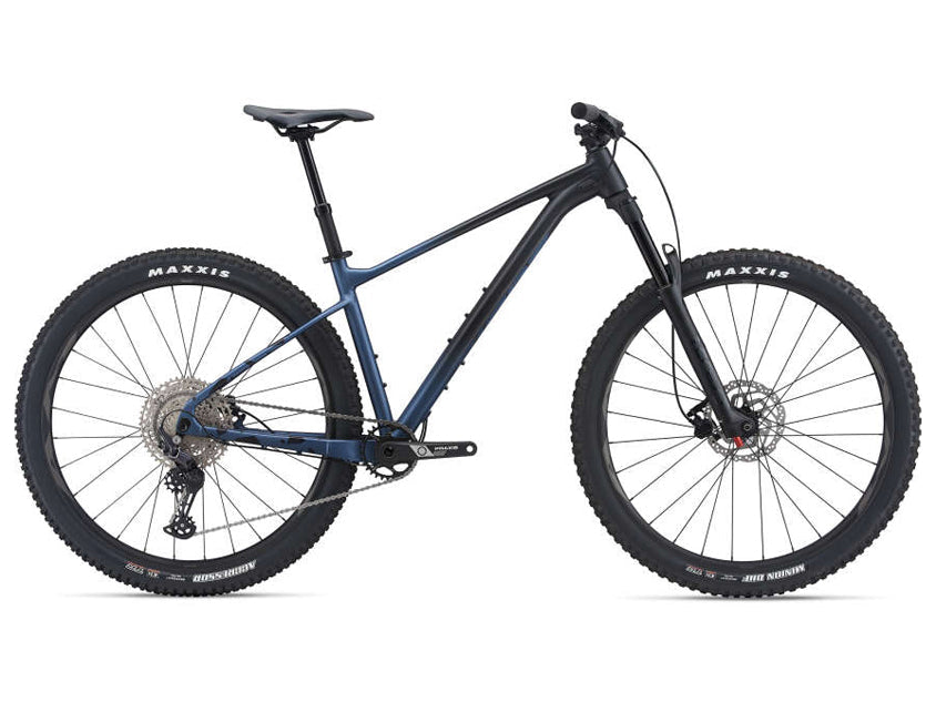 Giant Fathom 2 (Black/Blue Ashes)