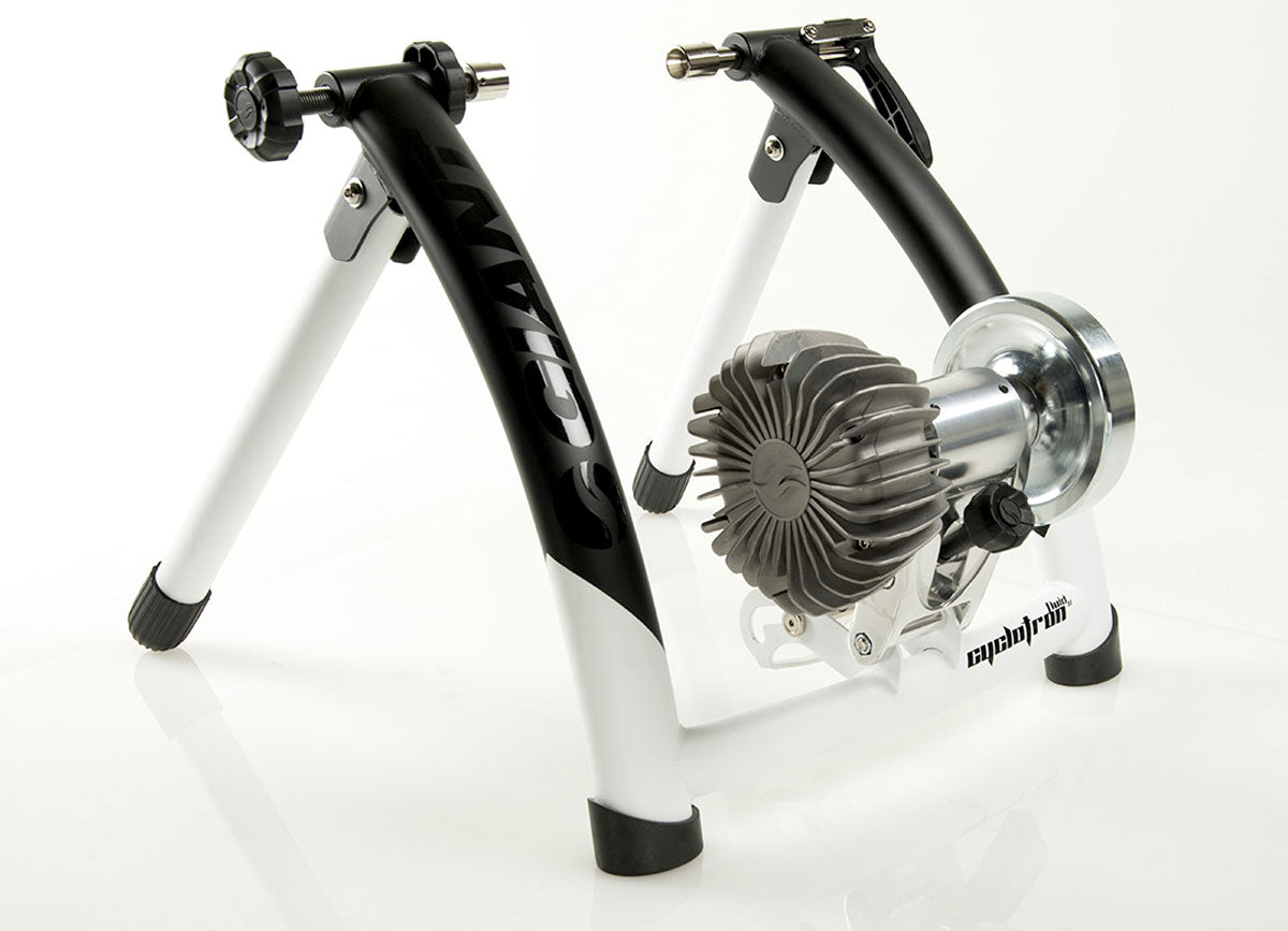Giant Cyclotron Fluid ST Fluid Wheel On Bicycle Trainer (Black)