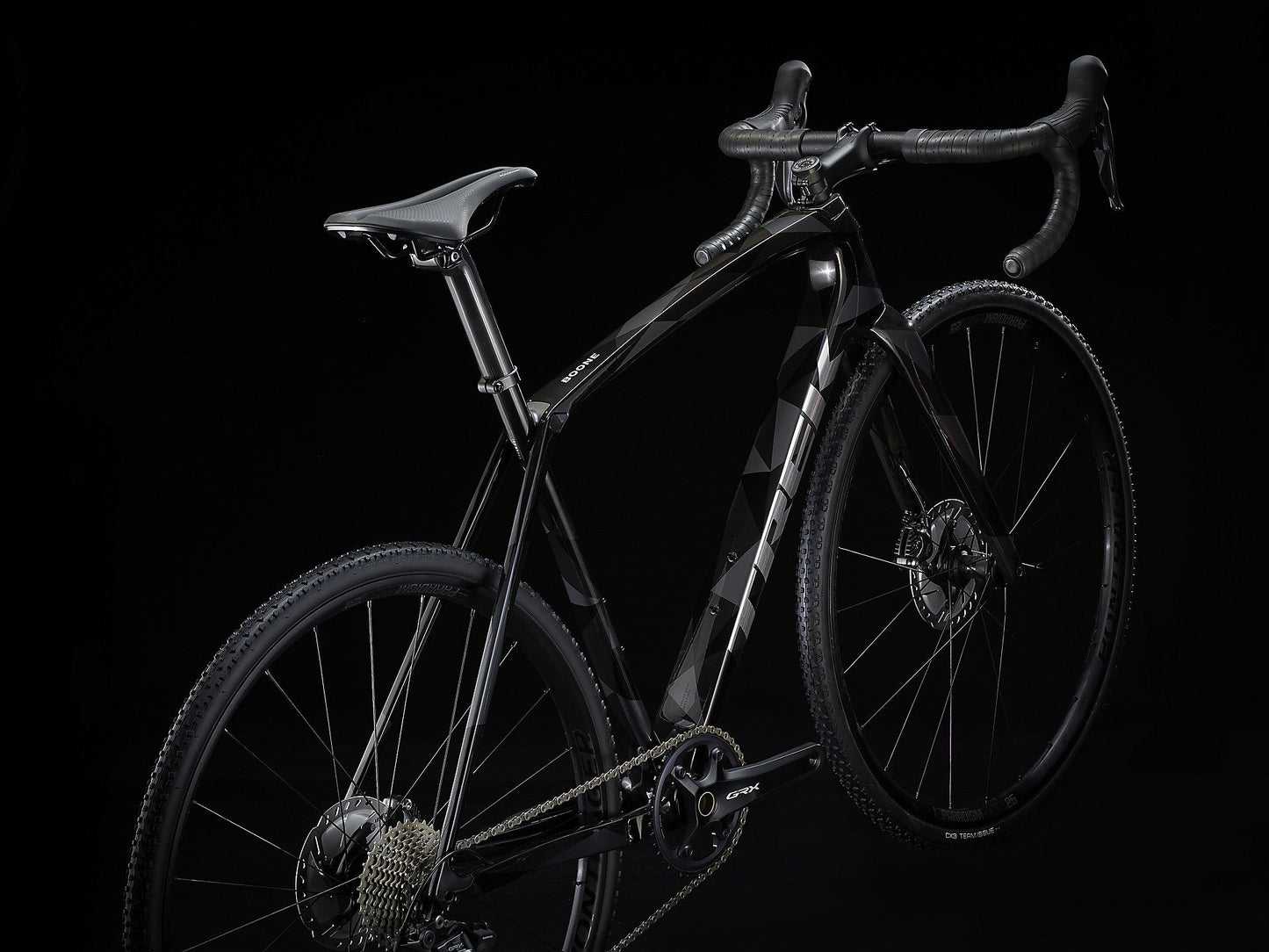 Trek Boone 6 (Carbon Smoke/Lithium Grey/Trek Black)