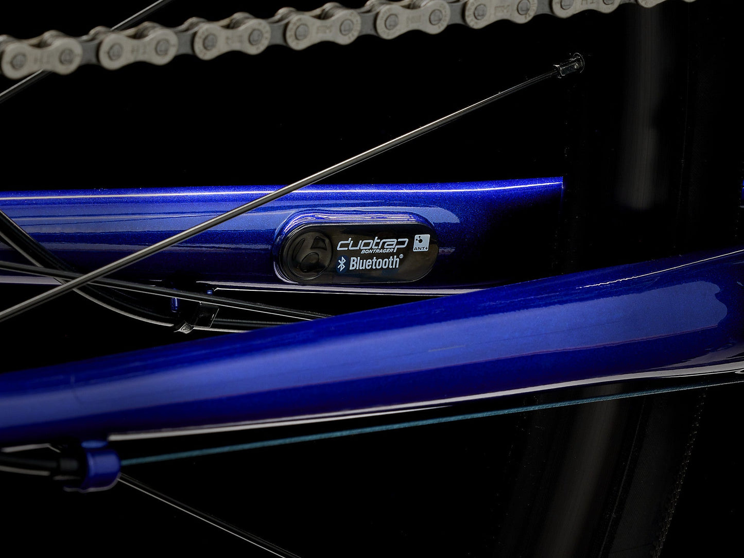 Trek Domane AL 2 Disc (Hex Blue)