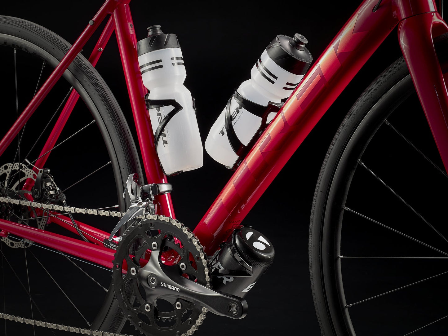Trek Domane AL 2 Disc (Viper Red/Trek Black)