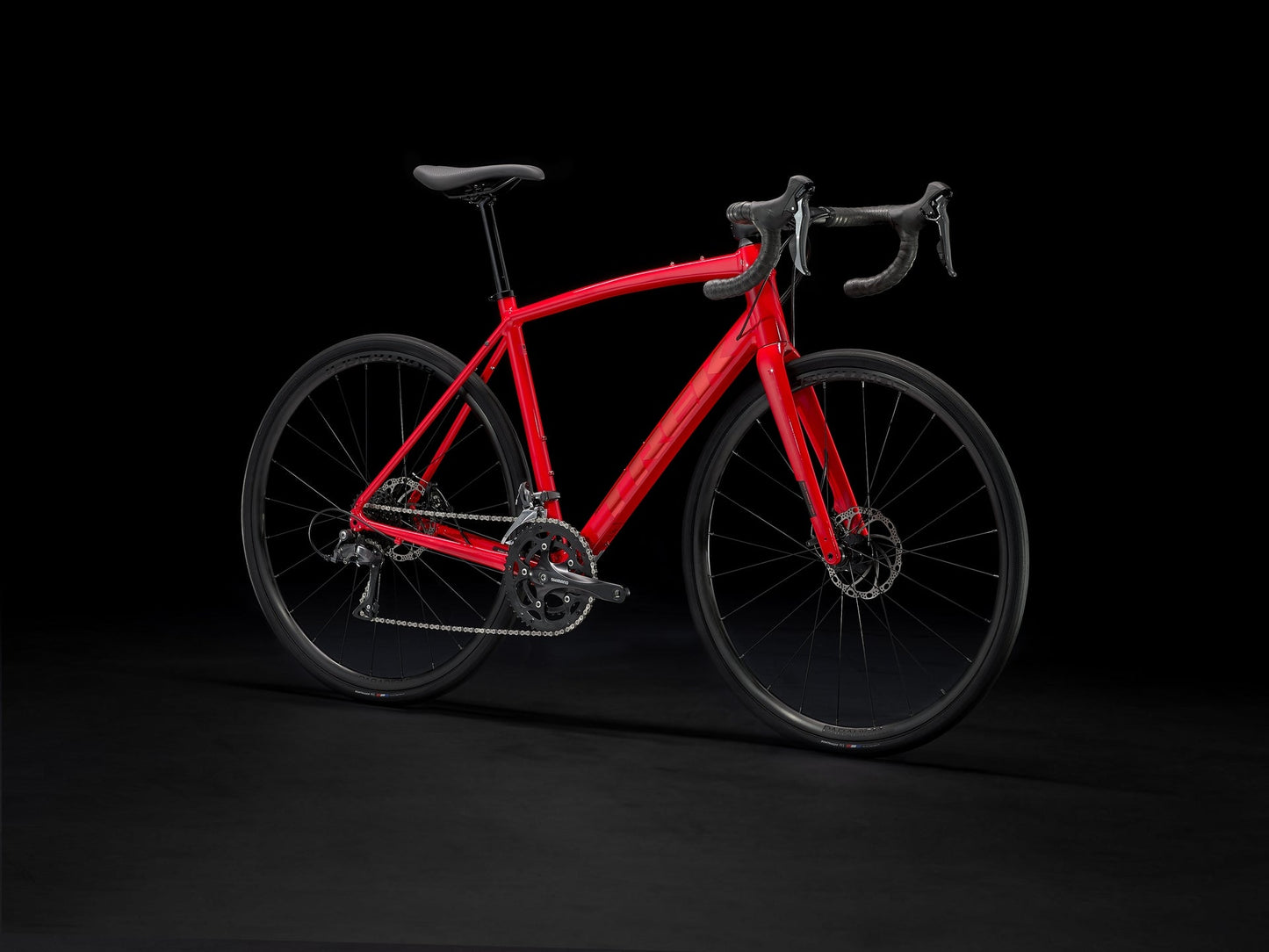 Trek Domane AL 2 Disc (Viper Red/Trek Black)