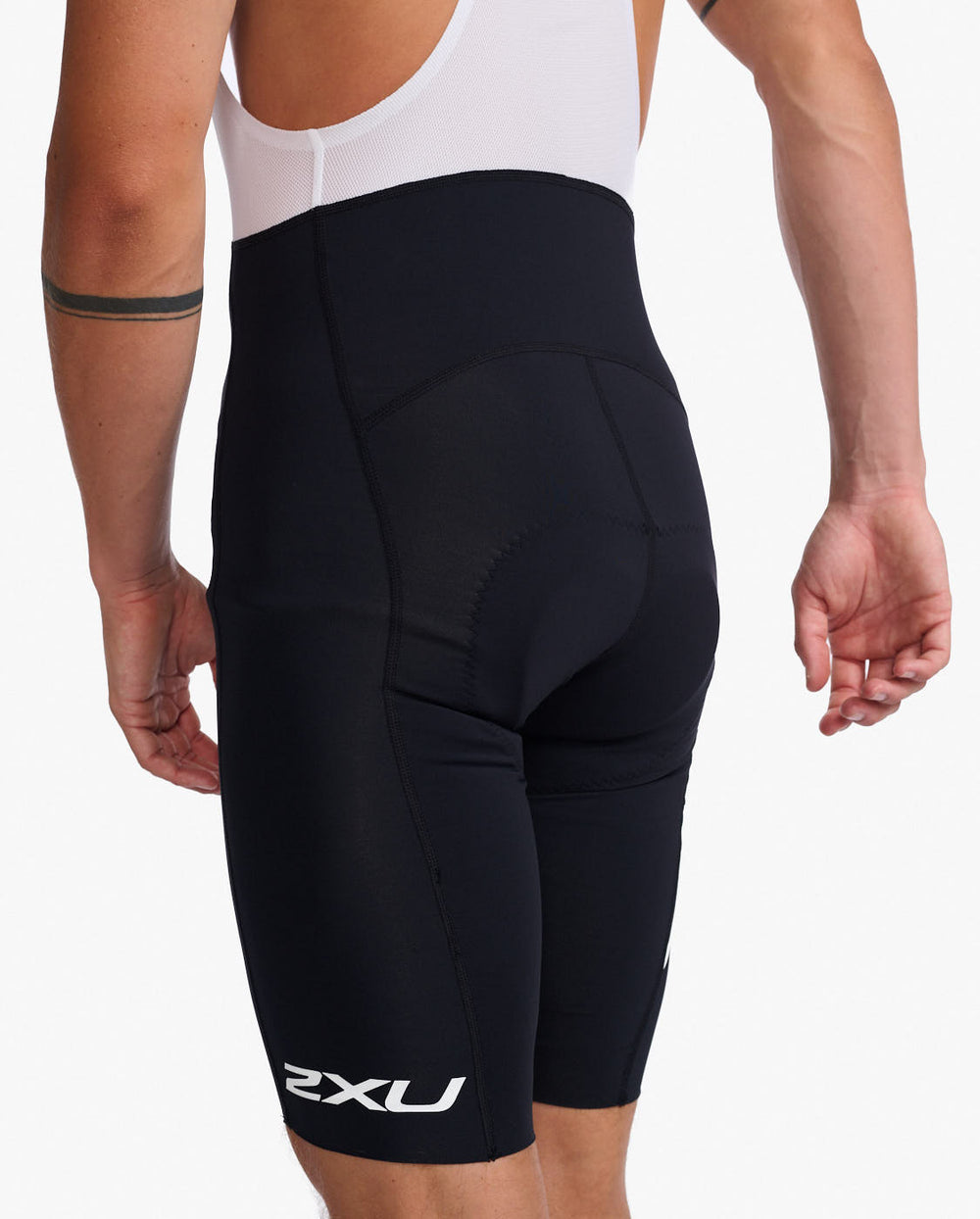 2XU Aero Mens Cycling Bibshorts (Black/White Reflective)