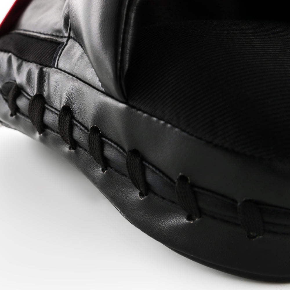 UFC Curved Focus Mitt - Short - view 3