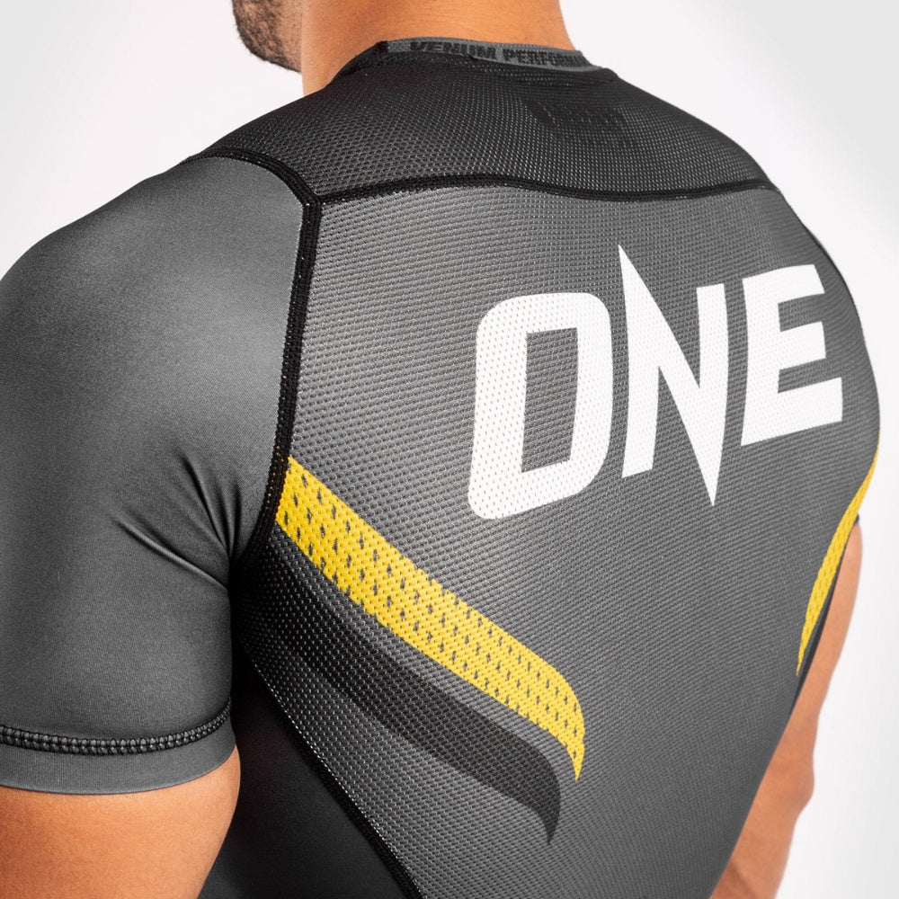 Venum One Fc Impact Rashguard - SS - view 4